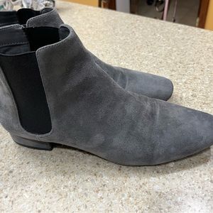 Aerosol booties vintage look super comfortable